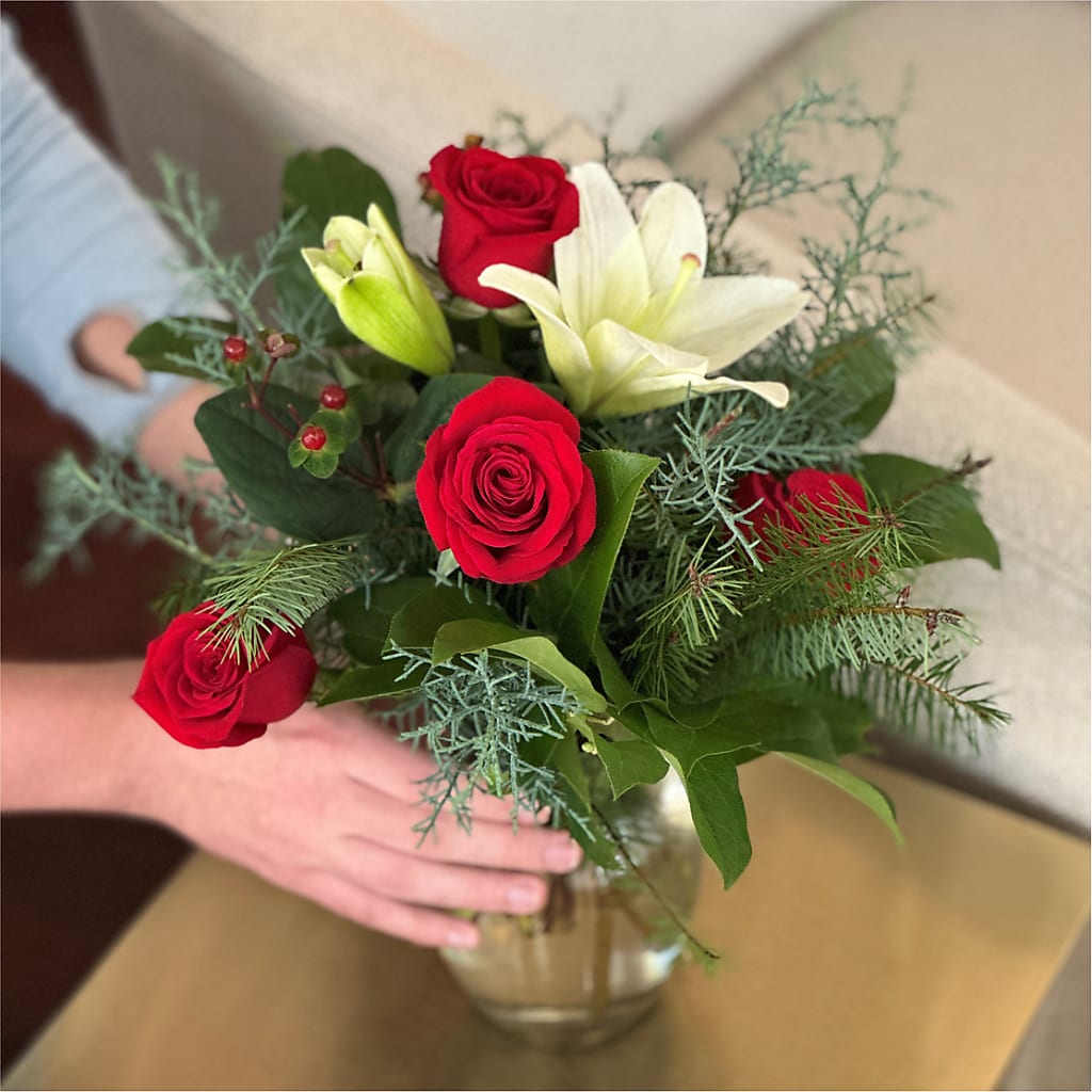 Glittering Lights Bouquet – New Rochelle Florist, New Rochelle NY