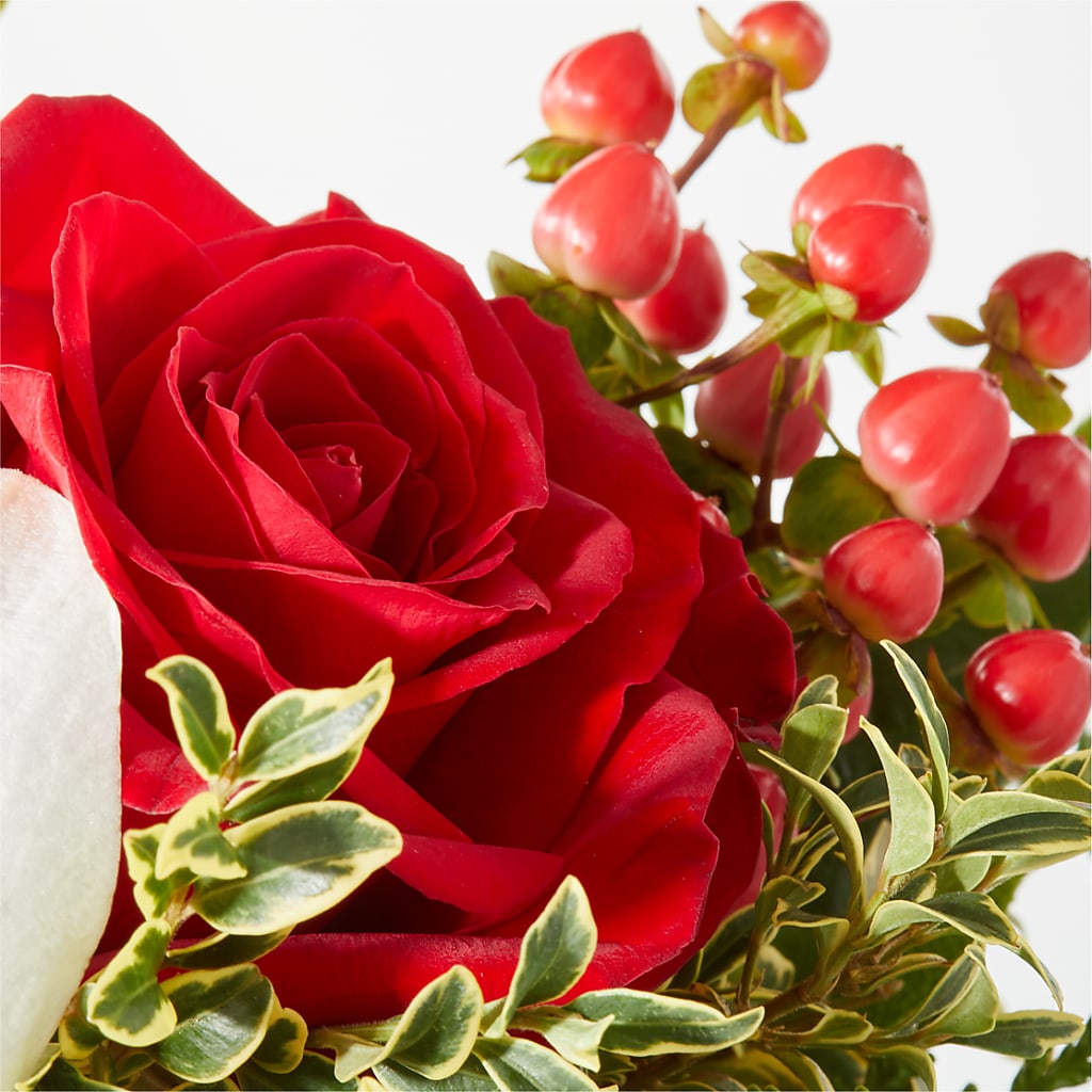Snowy Wonderland Bouquet –  New Rochelle Florist, New Rochelle NY