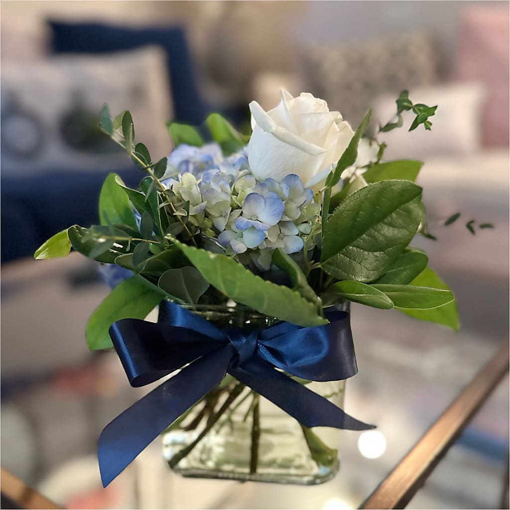 Sky Blue Delight Bouquet –  New Rochelle Florist, New Rochelle NY