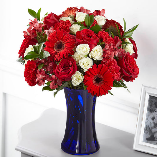 Hearts Embrace Bouquet –  New Rochelle Florist, New Rochelle NY