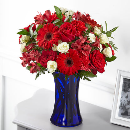 Hearts Embrace Bouquet –  New Rochelle Florist, New Rochelle NY