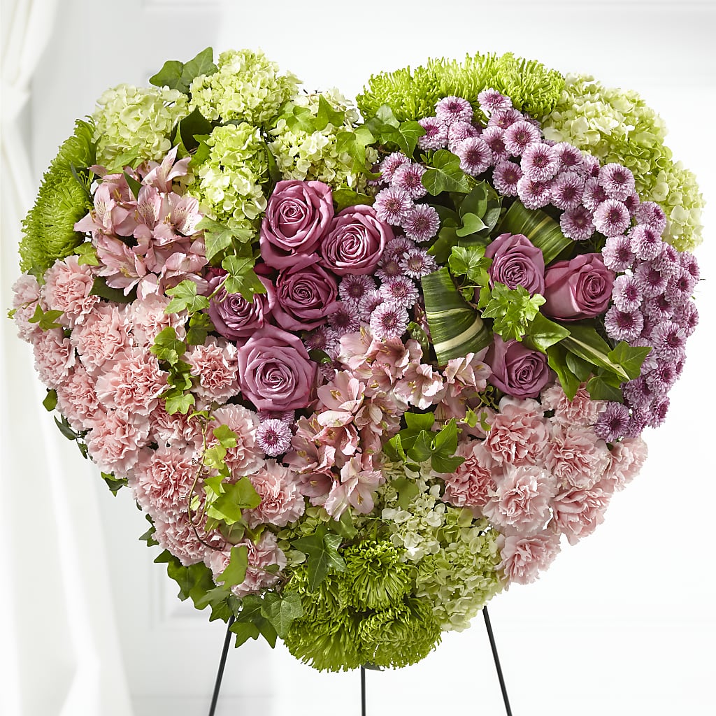 Heartwarming Standing Heart –  New Rochelle Florist, New Rochelle NY