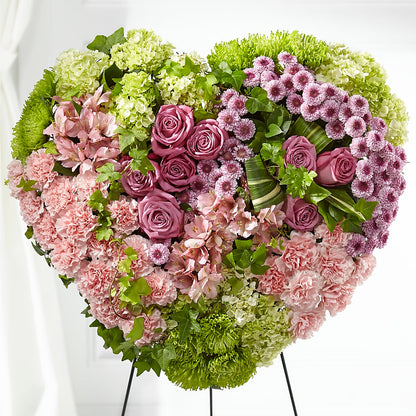 Heartwarming Standing Heart –  New Rochelle Florist, New Rochelle NY