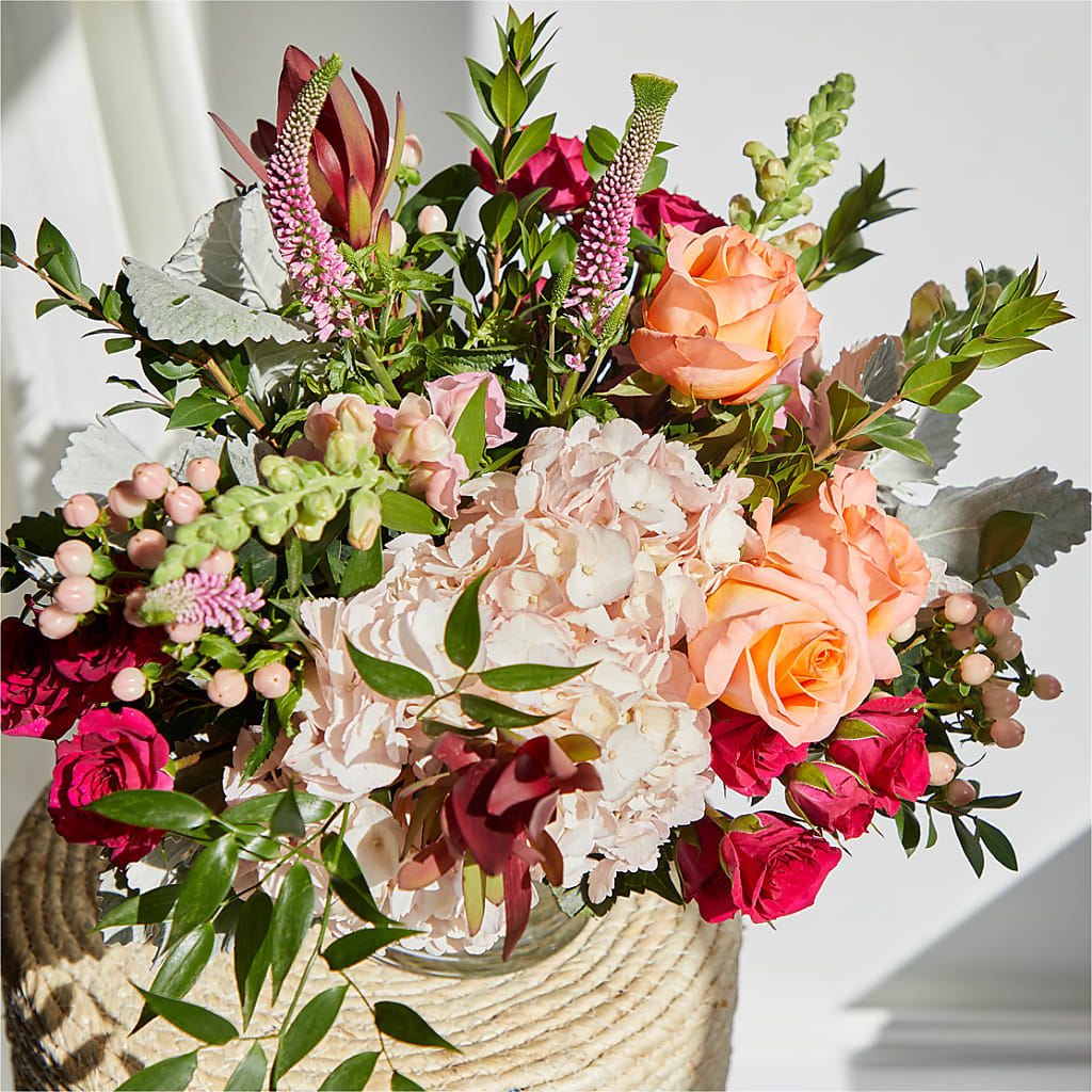 Glitz & Glam Bouquet –  New Rochelle Florist, New Rochelle NY