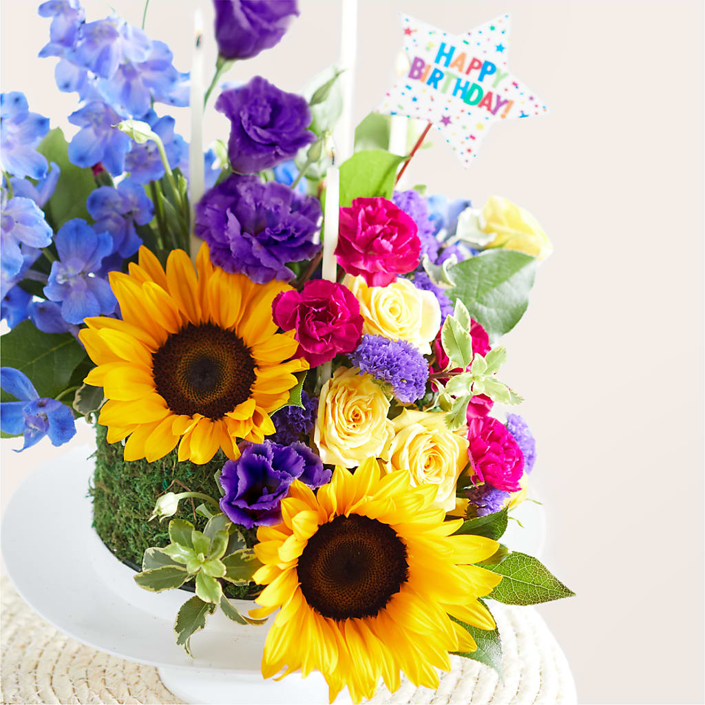 Star of the Day Floral Cake –  New Rochelle Florist, New Rochelle NY