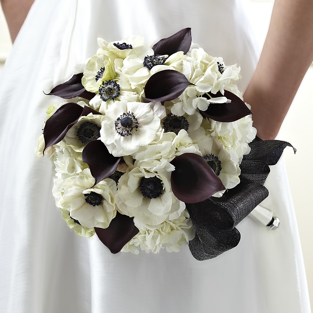 To Have and To Hold Bouquet –  New Rochelle Florist, New Rochelle NY