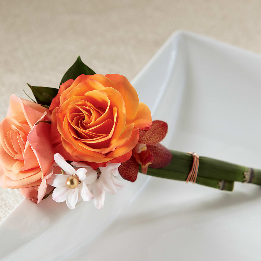 Sunset Dream Boutonniere –  New Rochelle Florist, New Rochelle NY