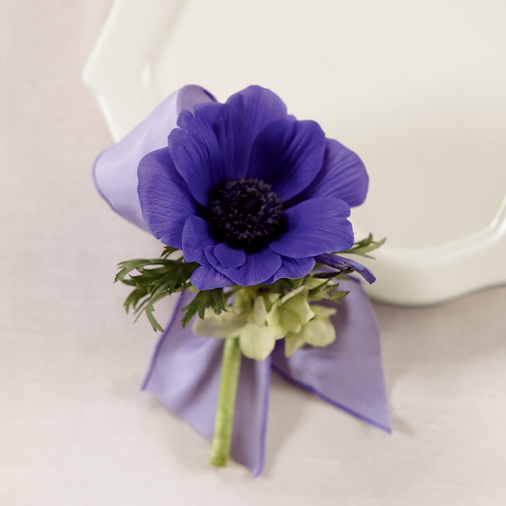 Purple Passion Boutonniere –  New Rochelle Florist, New Rochelle NY
